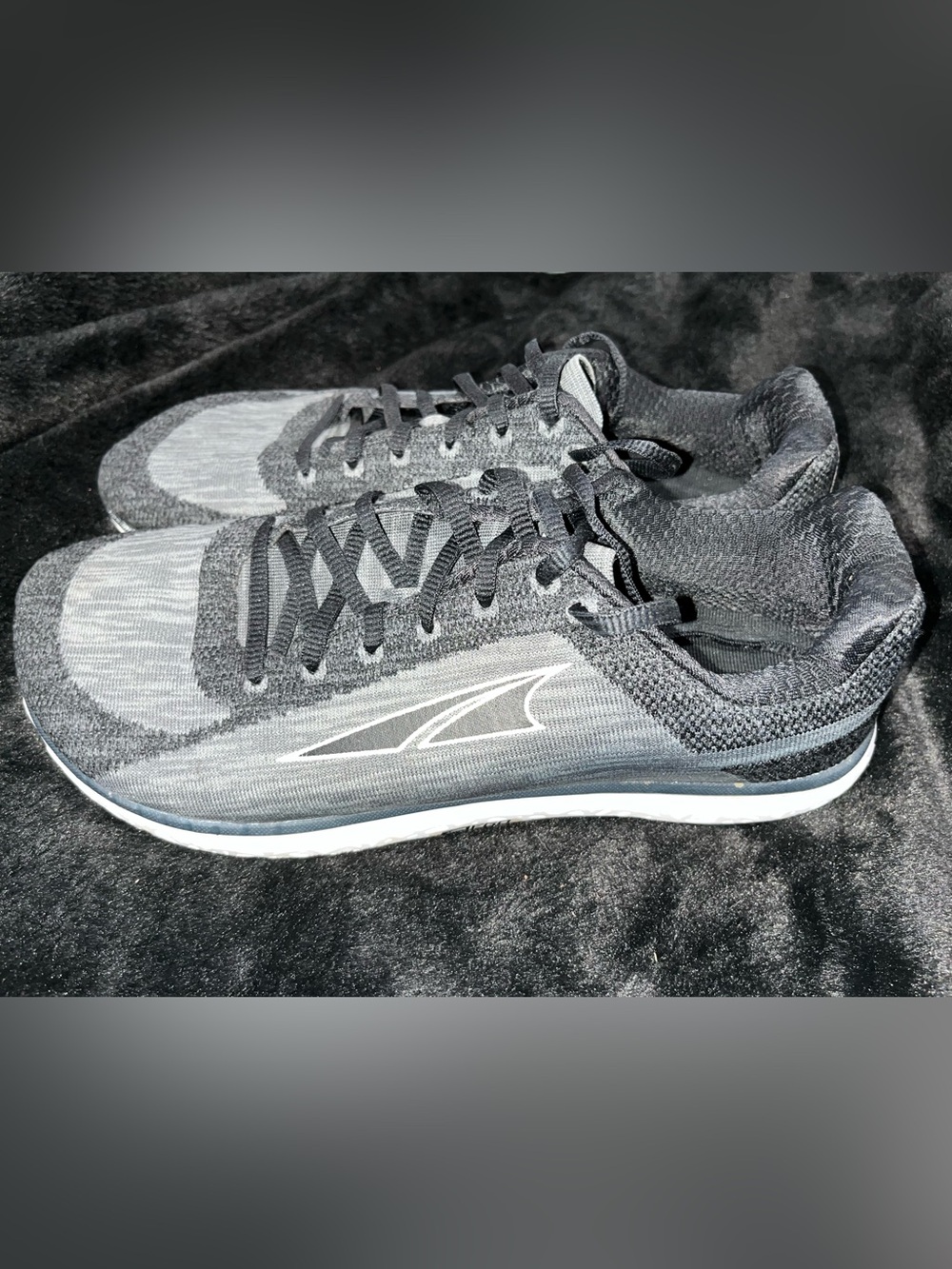 Altra Nike Black and Gray Knit Running Shoe